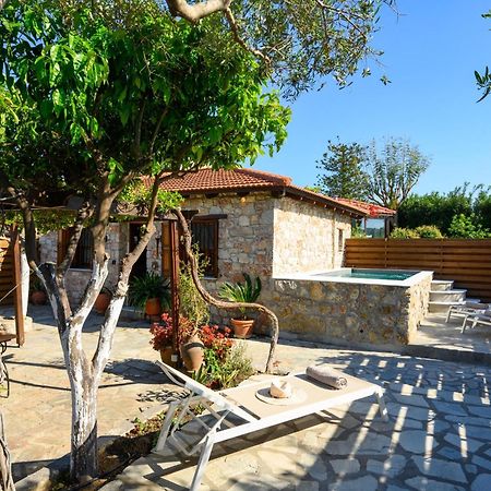 Ariadni Apartments ファリラキ エクステリア 写真