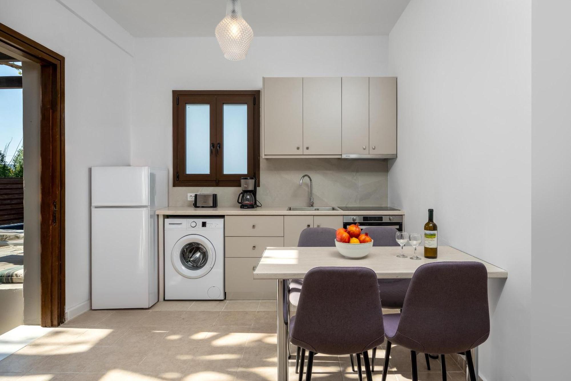 Ariadni Apartments ファリラキ エクステリア 写真