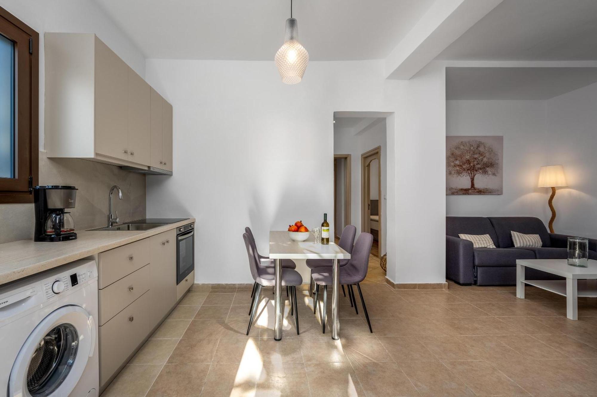 Ariadni Apartments ファリラキ エクステリア 写真